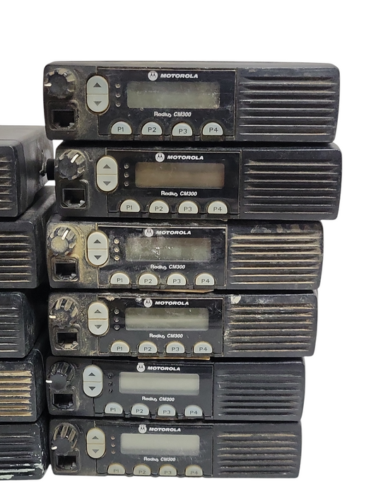 Lot of 11x Motorola CM300 (2x AAM50KQF9AA1AN and 9x AAM50KNF9AA1AN) Radios