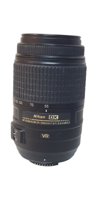 Nikon AF-S DX Nikkor 55-300mm f/4.5-5.6G ED VR lens