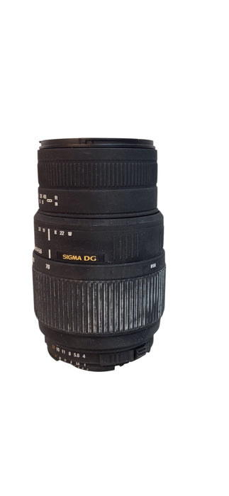 Nikon Sigma Digital Camera Lens 70-300mm 1:4-5.6 DG