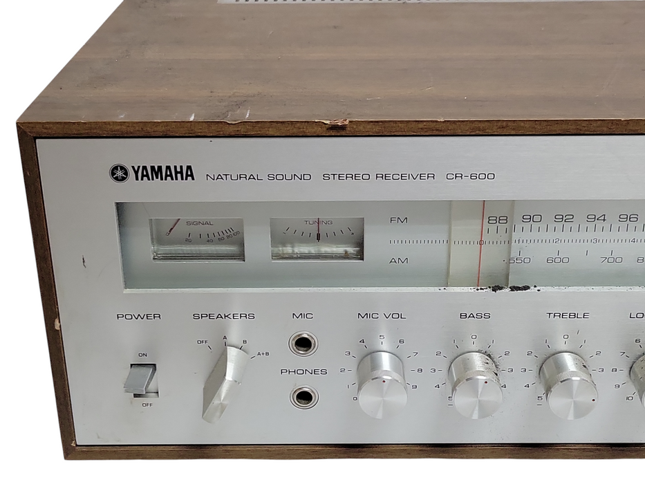 Yamaha CR-600 AM/FM Stereo Receiver, No Remote, READ