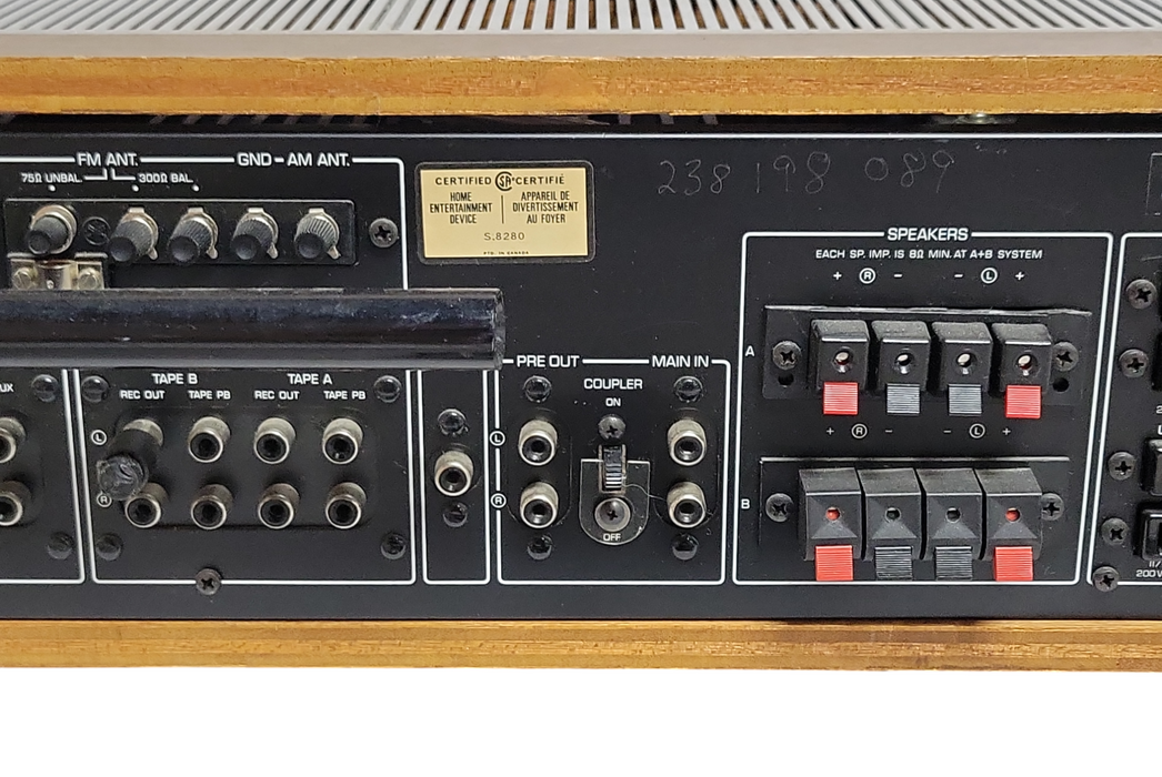 Yamaha CR-600 AM/FM Stereo Receiver, No Remote, READ