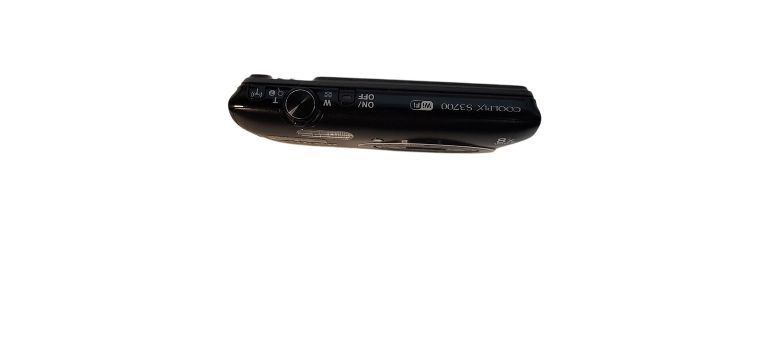 Nikon Coolpix S3700 Digital Camera | READ