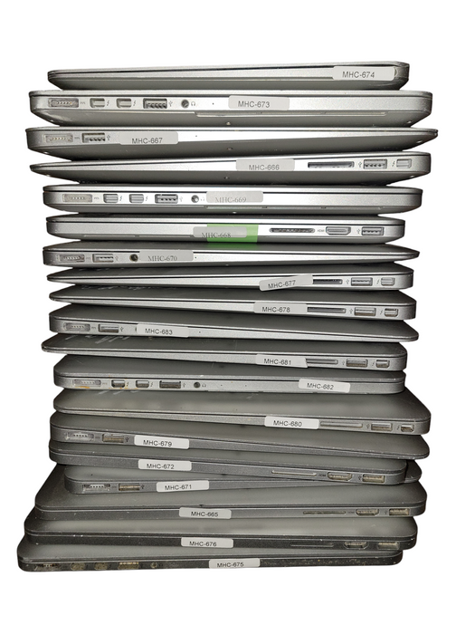 Lot 19x Apple Macbook [2015 | B/C Condition]  (MHC-23)