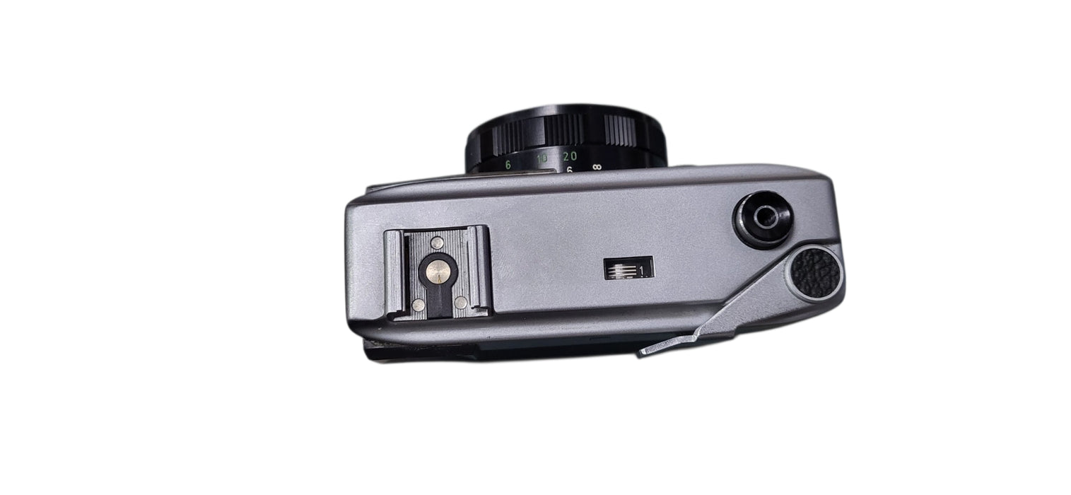 Vintage Voigtlander VF101 Rangefinder Camera Color Skopar 2.8/40mm