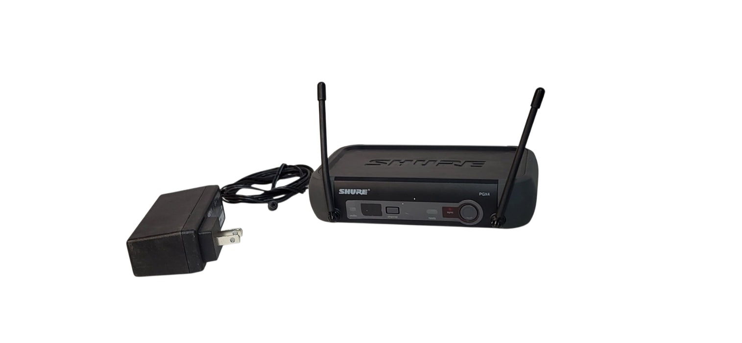 Shure PGX4 Wireless Receiver J6 572-590 MHz W/AC