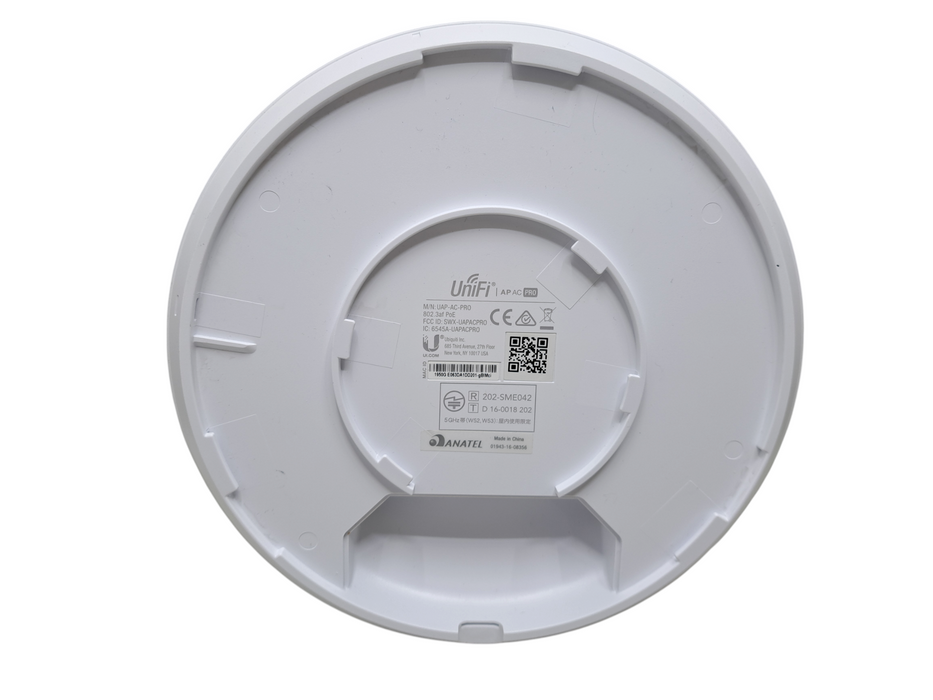 Ubiquiti Networks UAP-AC-PRO 1300Mbps Wireless Access Point