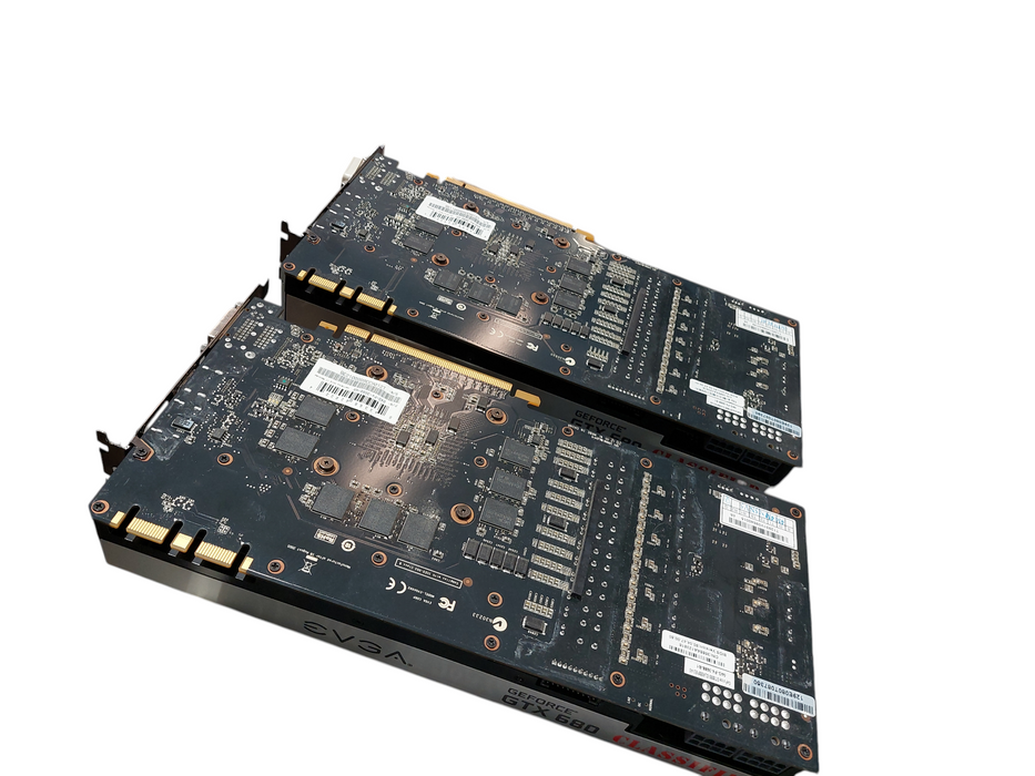2- EVGA Geforce GTX 680 Classified 04G-P4-3688-B1