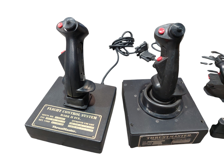 3 Flight Controls , Weapons Control System ,ThrustMaster , Flight Control System