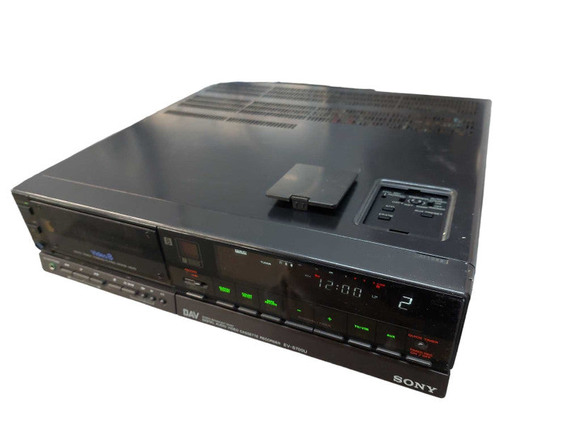 Sony DAV Digital Audio Video8 Cassette Recorder EV-S700U =
