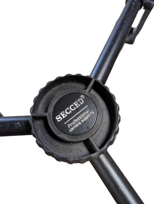 SECCED Carbon Fiber Tripods Please READ  -