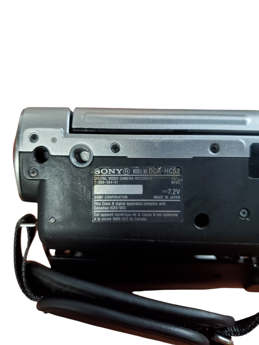 Sony DCR-HC52 MiniDV Camcorder w/ Battery *READ*