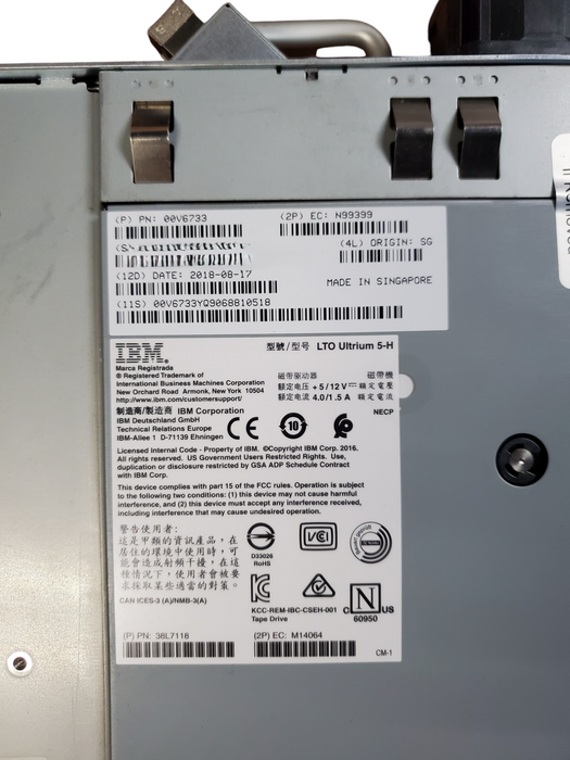 IBM TS3200 Tape Library 3573CRU - 2xLTO5 1xLTO4 Tape Drives