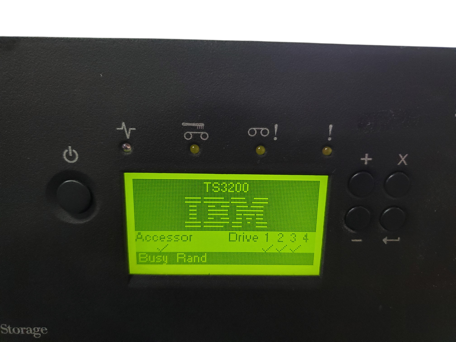 IBM TS3200 Tape Library 3573CRU - 2xLTO5 1xLTO4 Tape Drives