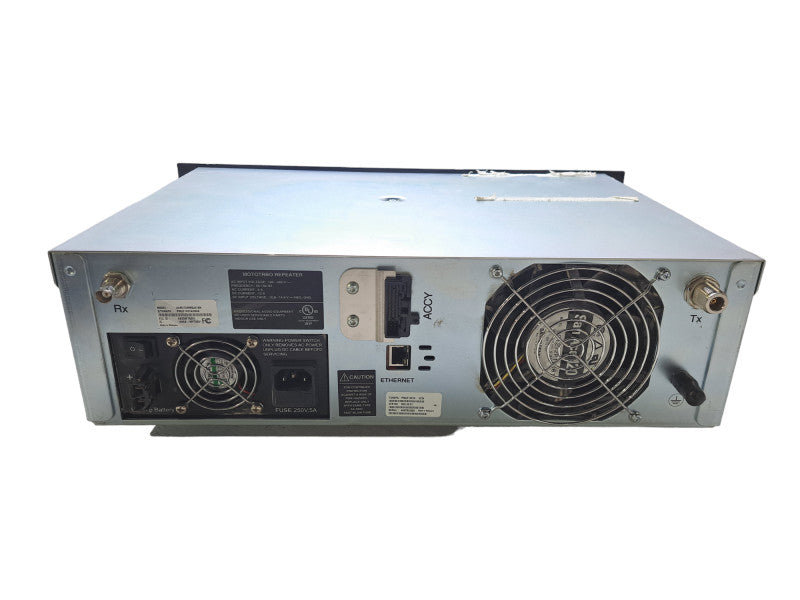 Motorola Mototrbo Repeater XPR 8380 *READ* Q )