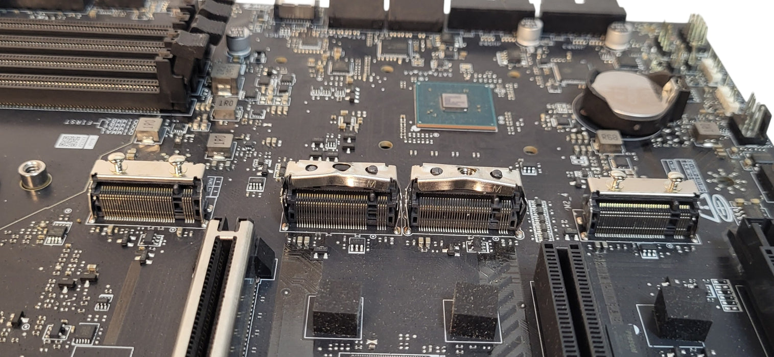 MSI MAG X870 TOMAHAWK WIFI | No CPU, RAM, HDD