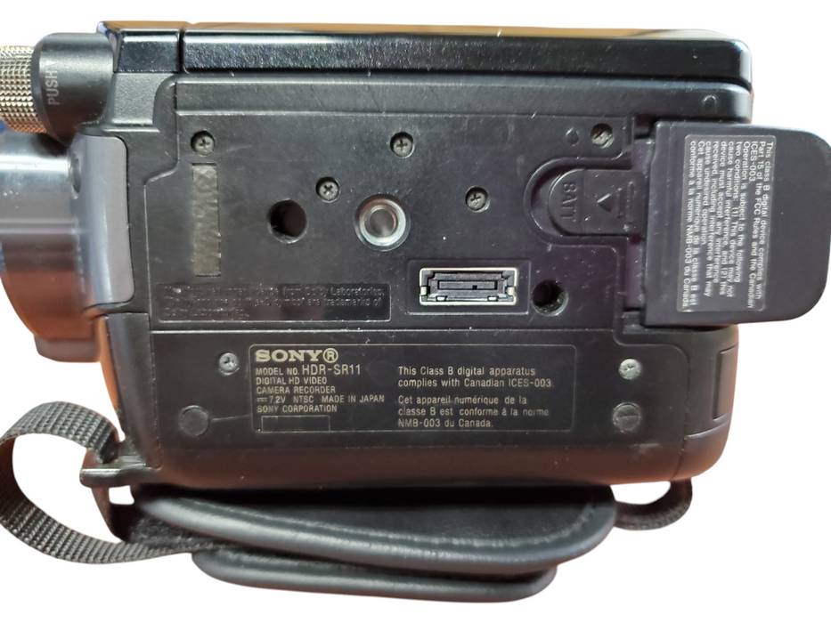 Sony HDR-SR11 Digital HD Video Camera Recorder w/ Battery - READ