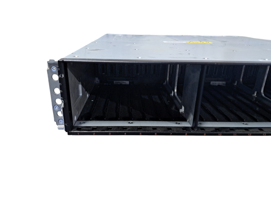 IBM Storwize V5000E 24x 2.5" w/ 2x 02PX517 Storwize V5030E Node Canister