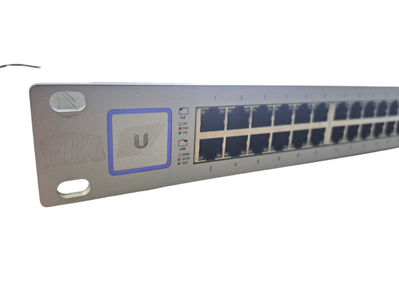 Ubiquiti US-48-500W | 48-Port Gigabit PoE+ 2x 10G SFP+ Switch *READ*