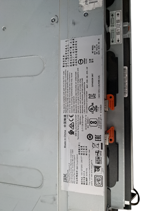 IBM Storwize V5030 Expansion Enclosure 24 x2.5" w/ 2x 01AC579 Expansion Canister