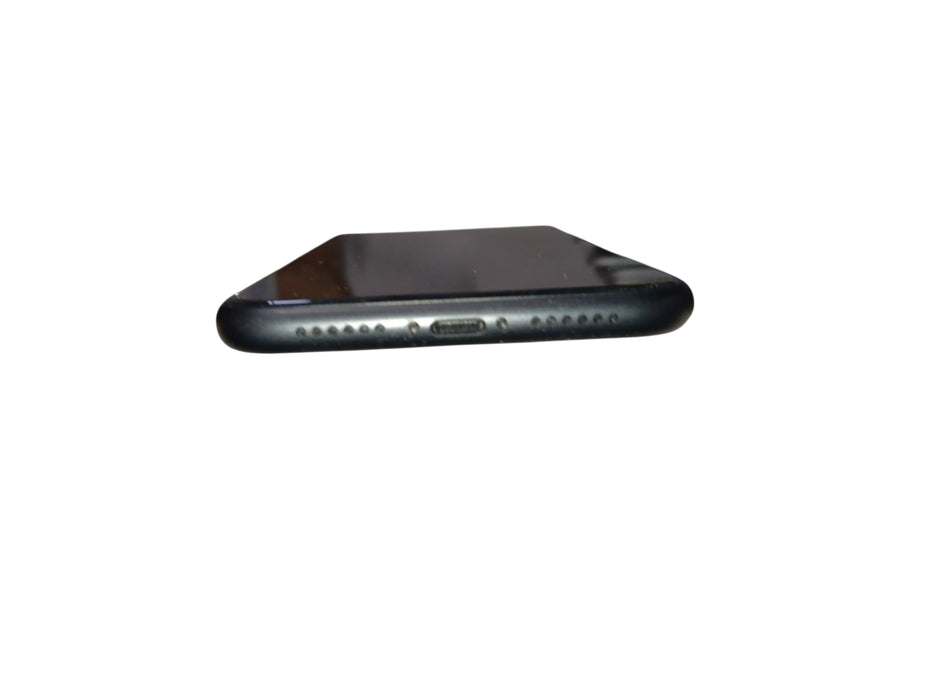 Apple iPhone 11 - 256GB - Black [A2111]