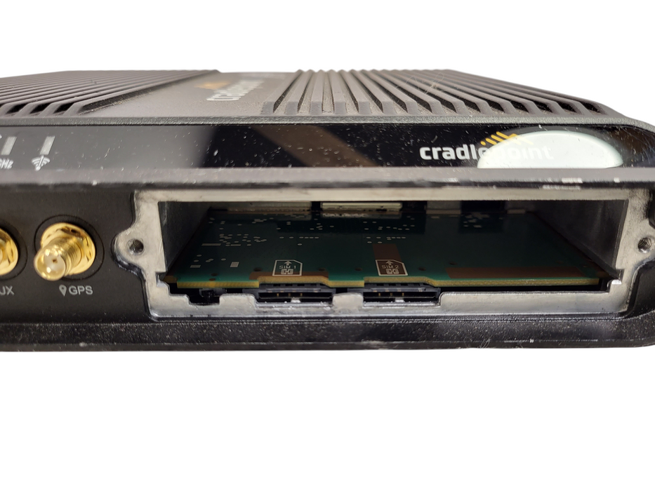 Cradlepoint IBR1700 Ruggedized Mobile Wireless Router No Cables/wires