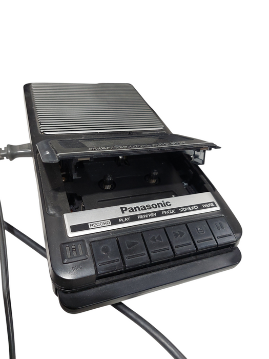 Panasonic Tape Recorder AC/Battery / Full Auto Stop Model: RQ-2102 SlimLine