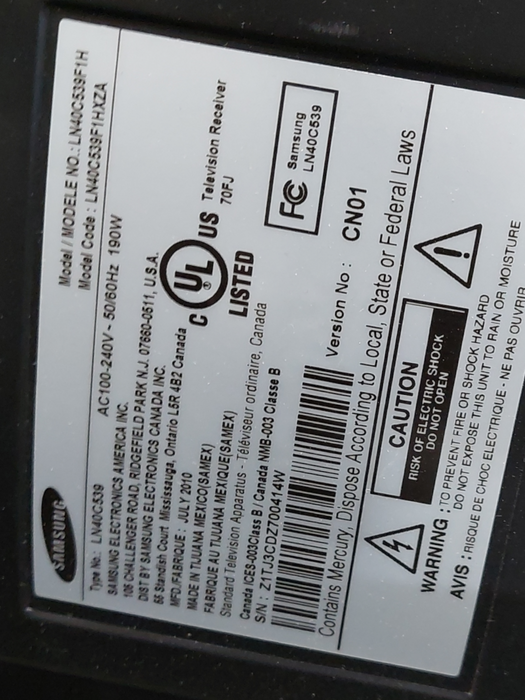 Samsung 40" Tv Model: LN40C539