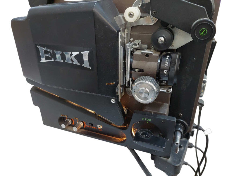 Eiki 700 Film Projector Super Load 11 Model: SL-0 =