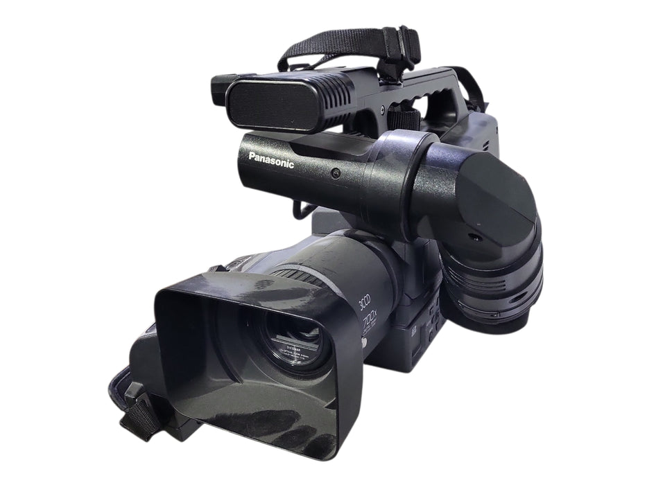 Panasonic AG-HMC70P 3CCD AVCHD SD/SDHC Camcorder, No Battery, READ