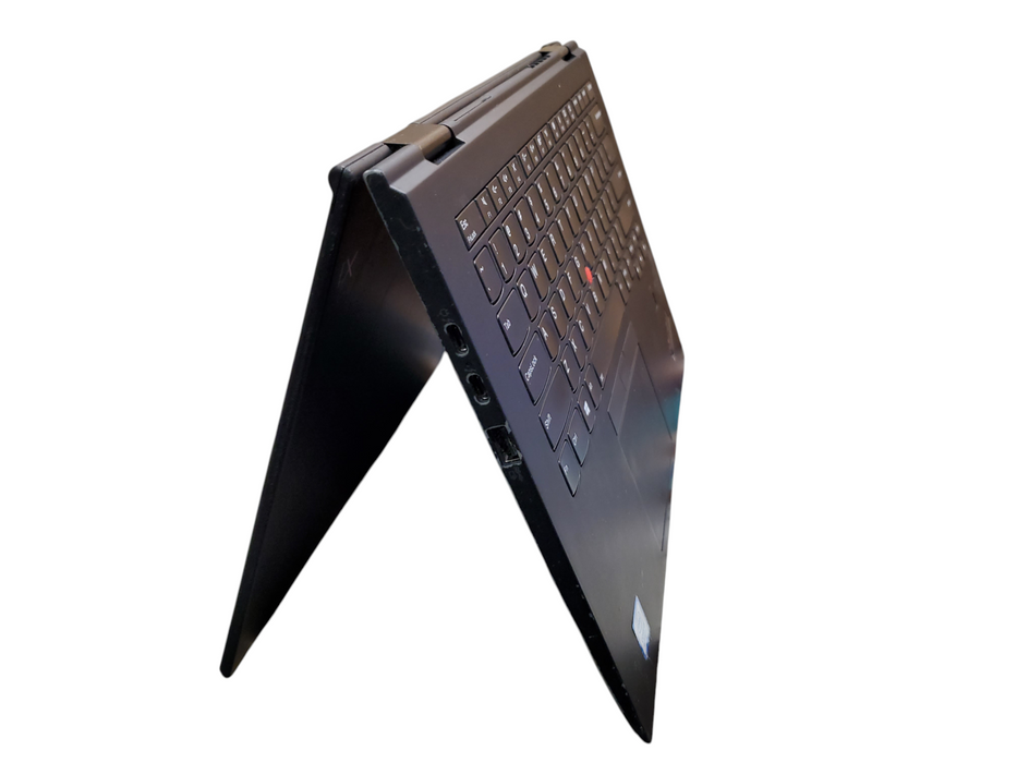 Lenovo ThinkPad X1 Yoga Gen 3 Core i5-8250U 8GB RAM 256GB SSD READ