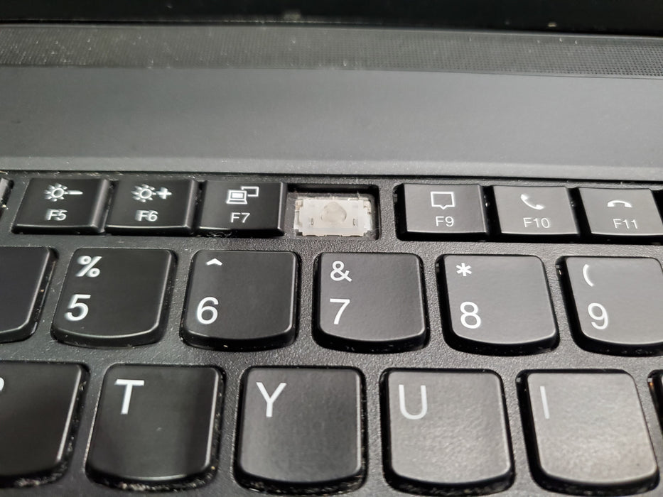 Lenovo ThinkPad P15s Gen 1 i7-10510U Quadro P520 16GB DDR4 256GB NVMe READ