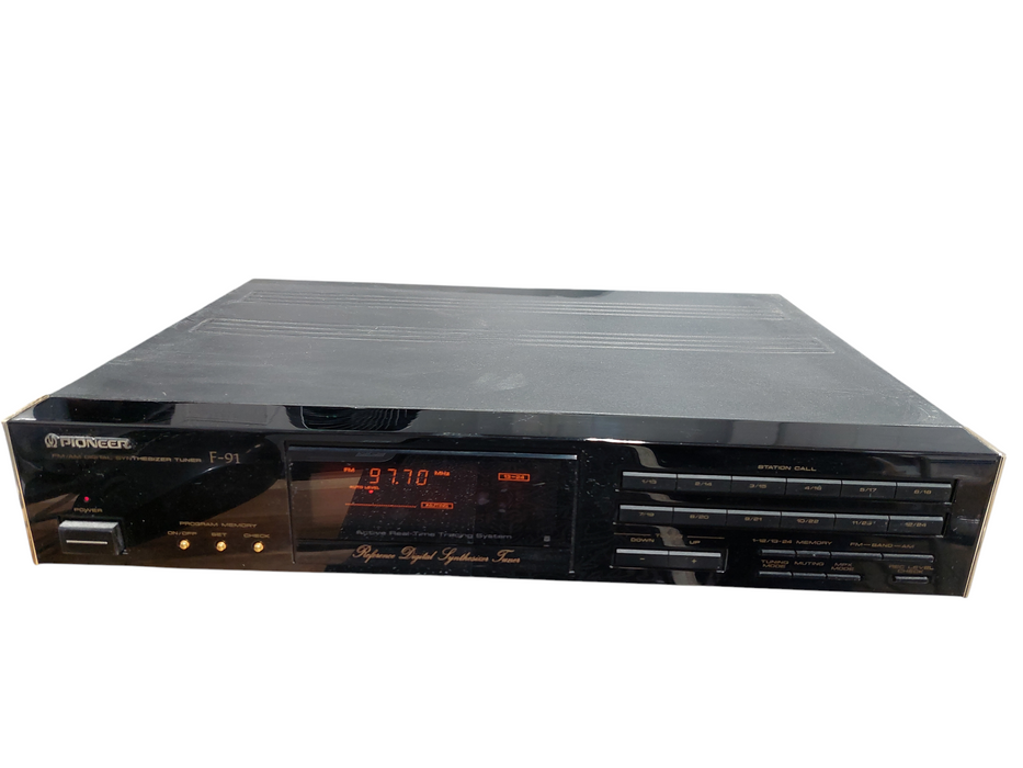 Pioneer FM/AM Digital Synthesizer Tuner F-91