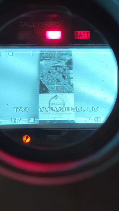 Sony DNW-9WS Professional 2/3\\" 16:9 Betacam SX Camcorder %