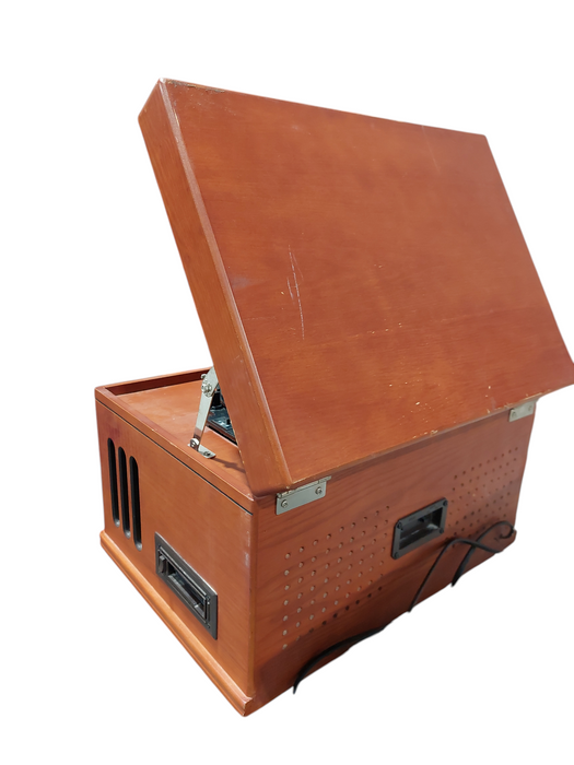 Crosley Wooden Record Player Box / Cassette / CD / Radio AM/FM Model: CR704