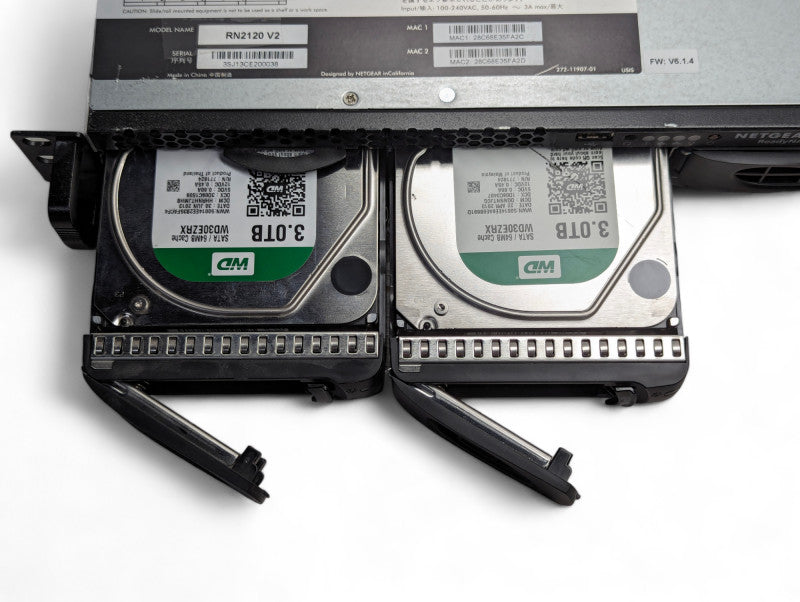 NETGEAR ReadyNAS RNR-4A RN2120 V2 with 2x 3TB HDD -