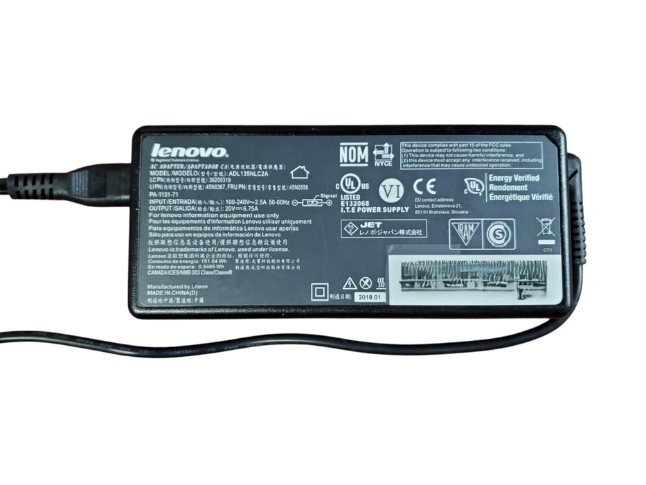 Lenovo ThinkPad Universal Thunderbolt 4 Dock 40B0 DK2131 w/ 135w Adapter