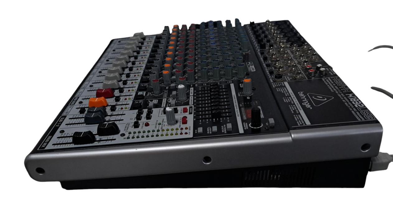 Behringer XENYX X1832USB 18 Input Mixer