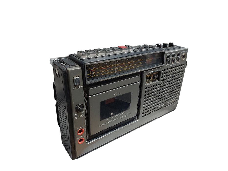 Sanyo 3 Way Power 3 Band Radio Cassette Recorder Model: M2470 ( Parts )