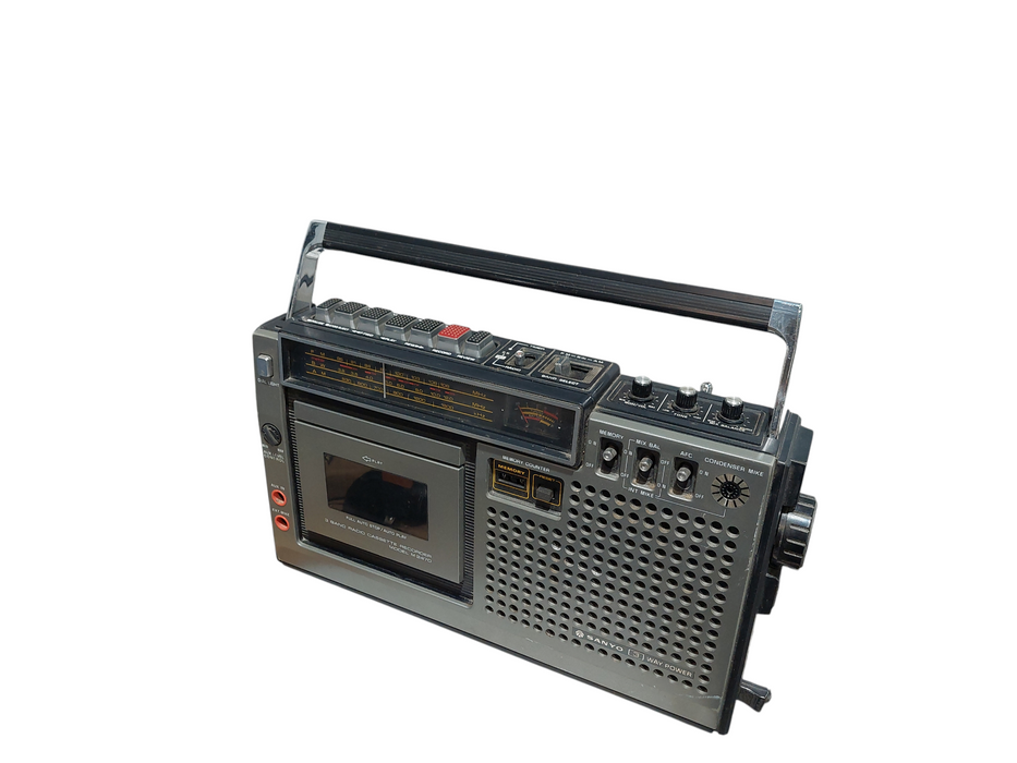 Sanyo 3 Way Power 3 Band Radio Cassette Recorder Model: M2470 ( Parts )