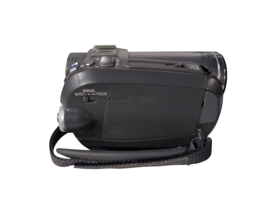 Panasonic PV-GS320 3CCD MiniDV Camcorder