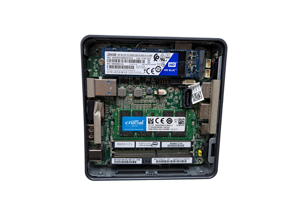 Intel NUC8BEK Mini PC | Intel Core i3-8109U, 16GB DR4, 250GB NVMe *READ*