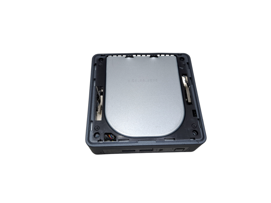 Intel NUC8BEK Mini PC | Intel Core i3-8109U, 16GB DR4, 250GB NVMe *READ*