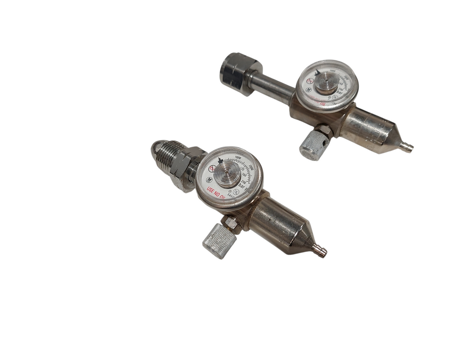 2- Guages calgas Regulator 0.5 LPM RP Model: 718
