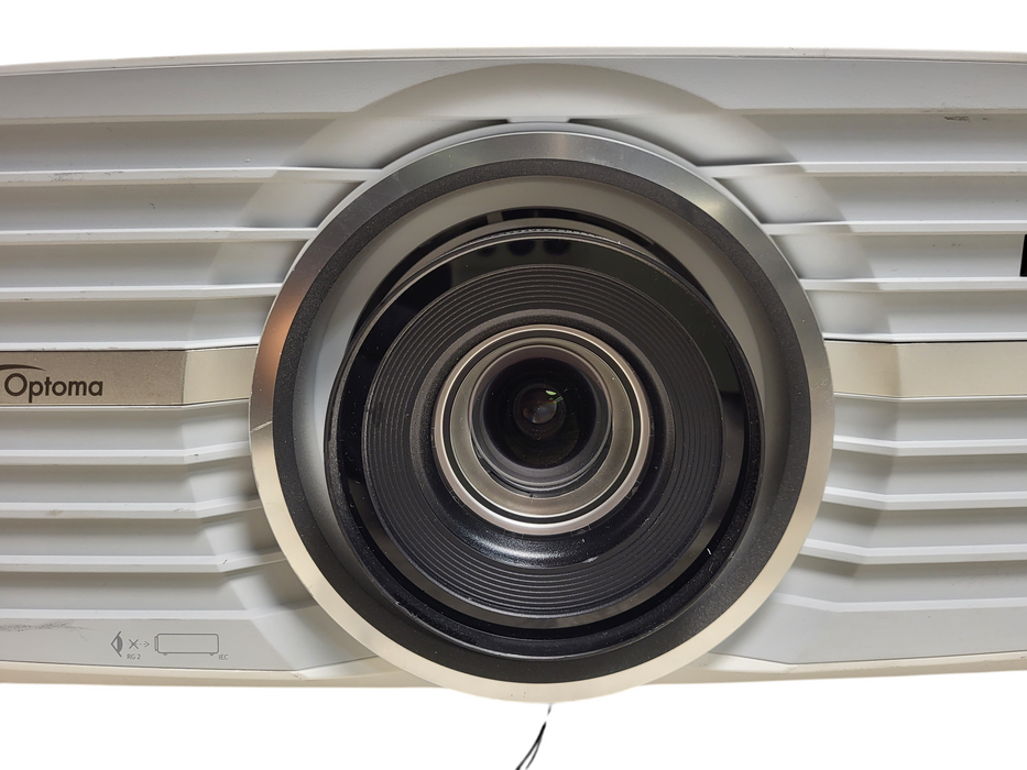 Optoma UHD60 True 4k UHD Projector Bright 3000 Lumens Lamp hour: 54h No remote
