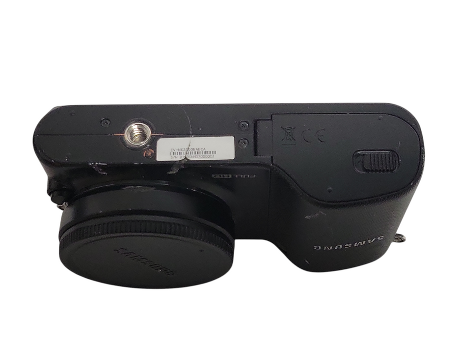 Samsung NX2000 Digital Camera, No Lens/SD Card/ Battery, READ