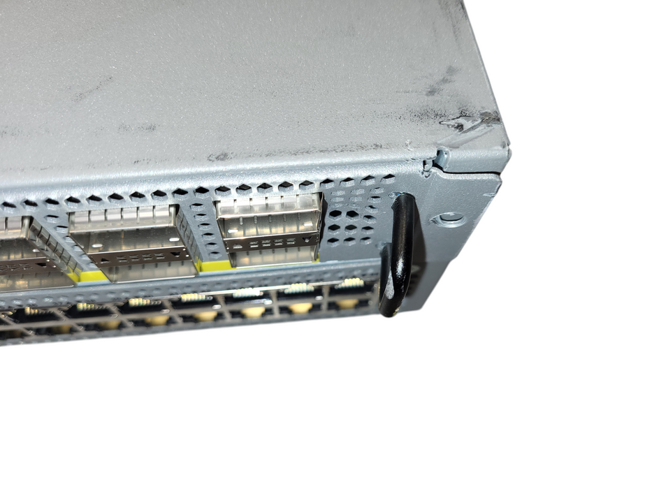 Cisco Nexus N9K-C9396TX N9K-M12PQ 48 Port 1/10GE BASE-T 12 Port 40GE 2x PSU READ