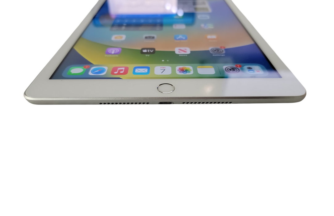 Apple iPad 5th gen - 128GB - Silver [A1823 | B]