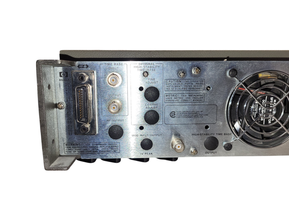 HP Hewlett Packard 8656B Signal Generator 0.1 - 990 MHz RF Synthesized Source