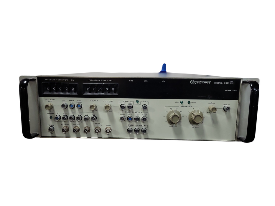 Gigatronics MODEL900 Synthesizer Signal Generator 0.05-18GHZ