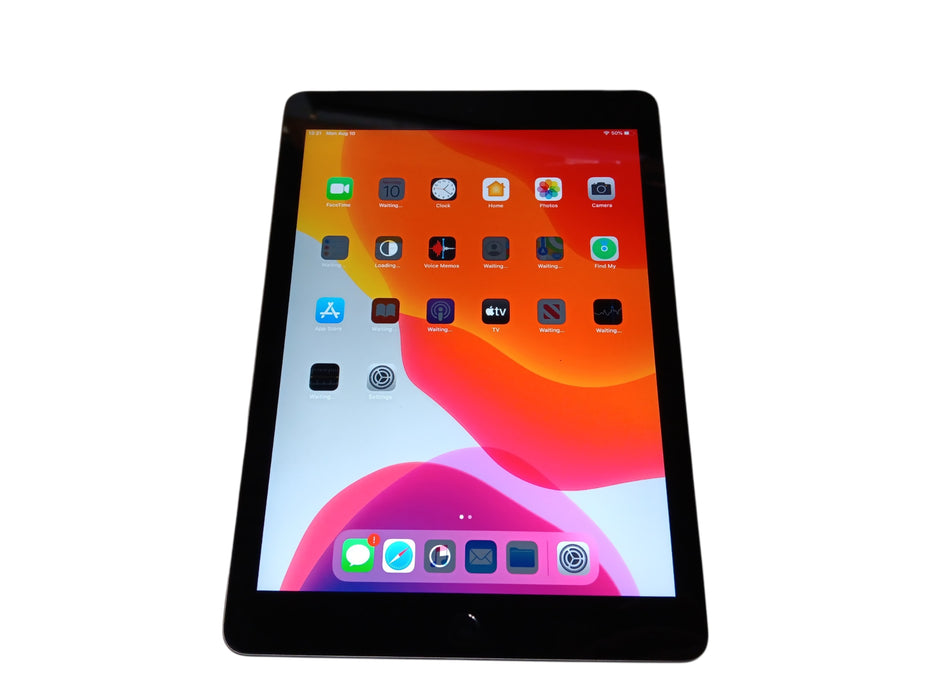 Apple iPad 5th gen - 128GB - Space Gray [A1823]